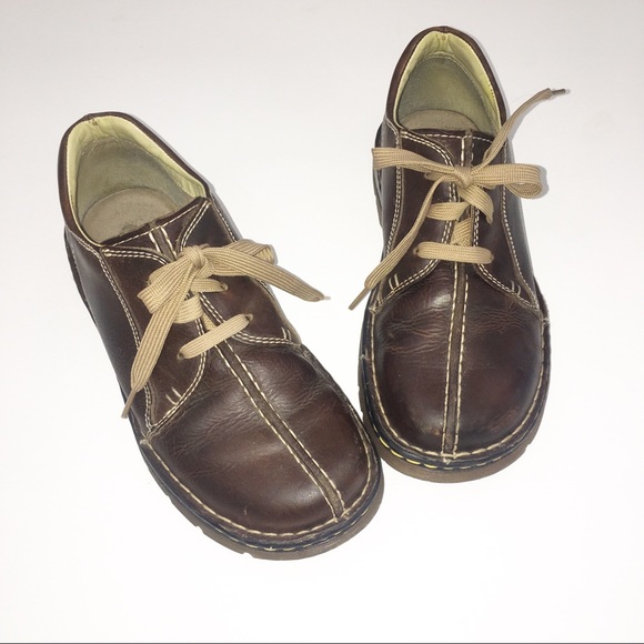 dr martens split toe oxford